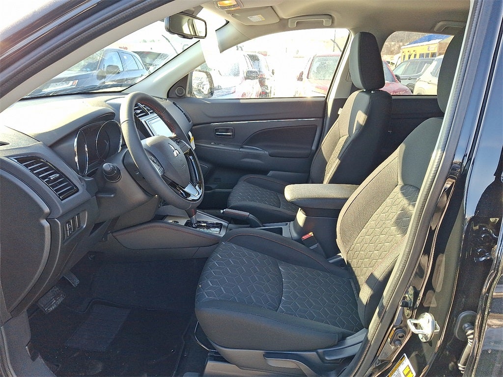 2026 Mitsubishi Outlander Sport 2.0 LE