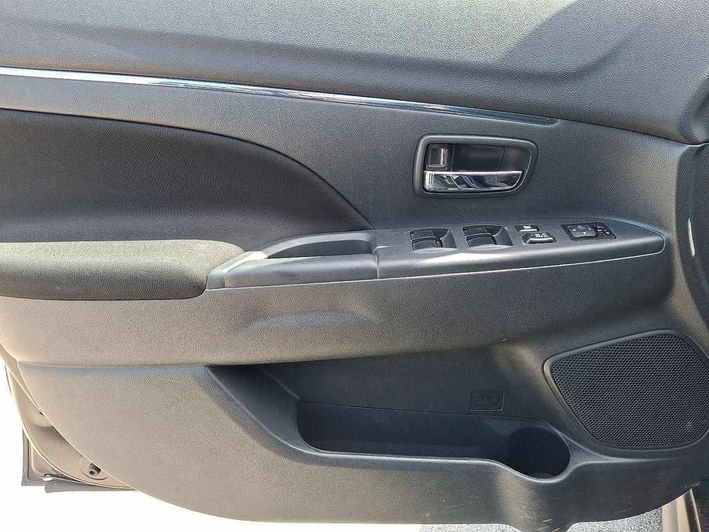 2024 Mitsubishi Outlander Sport 2.0 ES