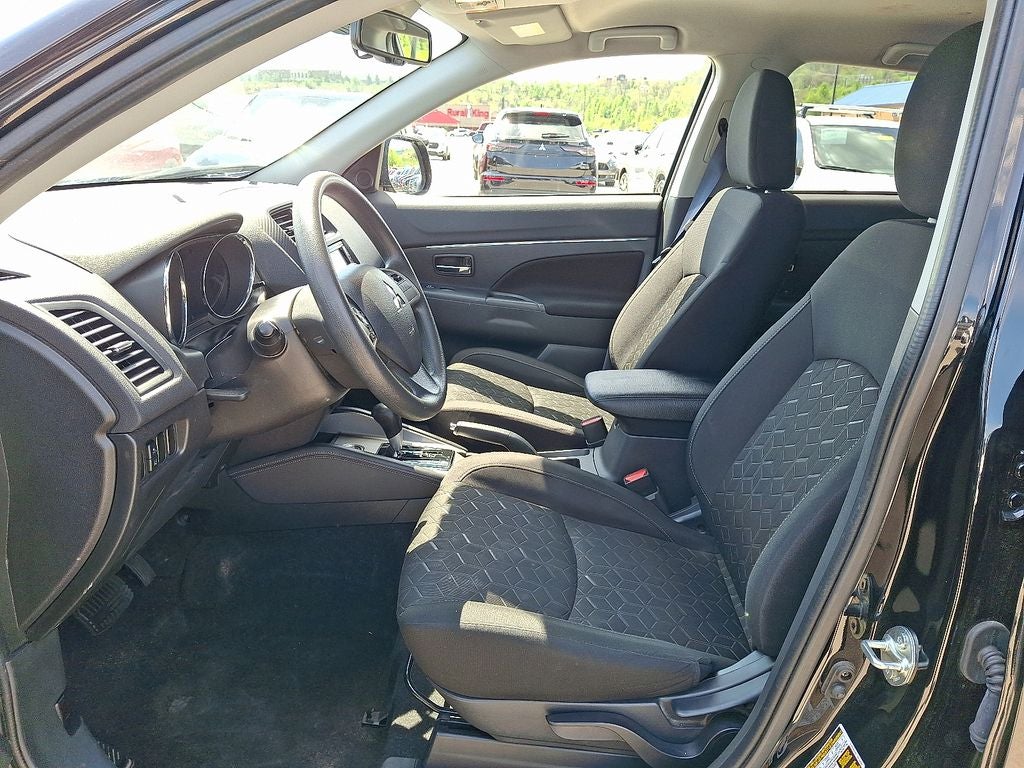 2024 Mitsubishi Outlander Sport 2.0 ES