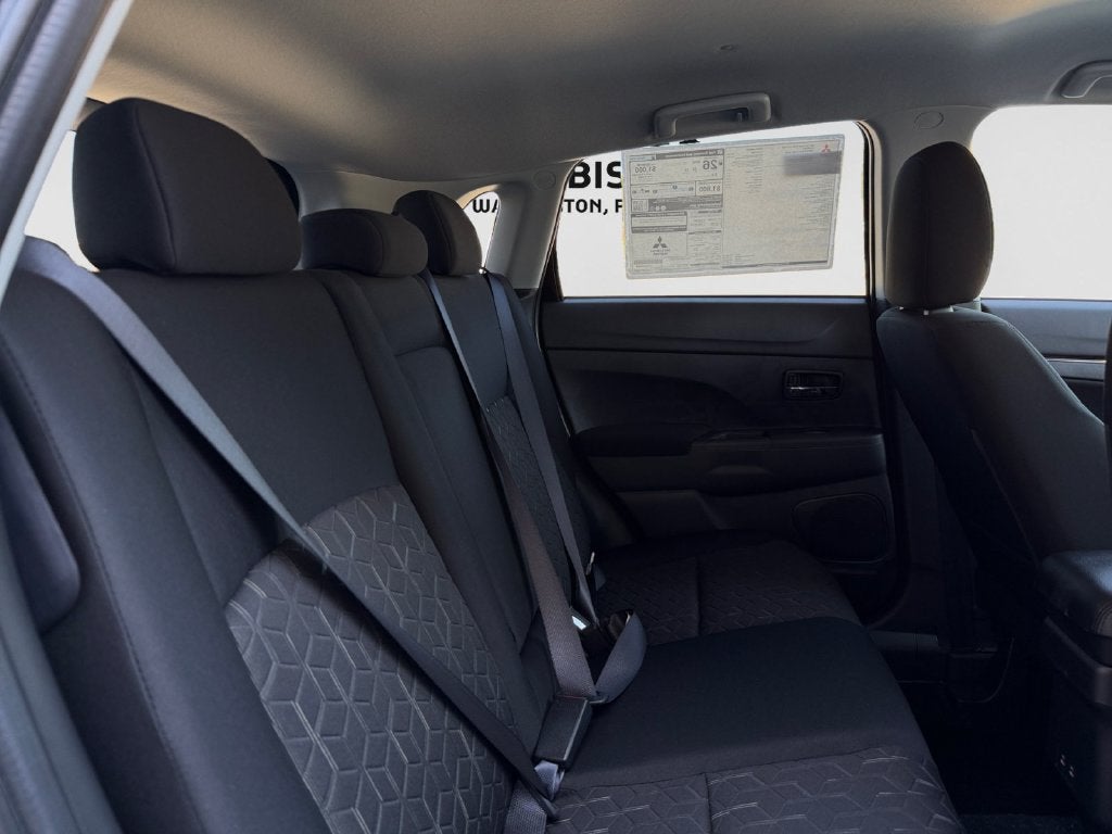 2027 Mitsubishi Outlander Sport 2.0 LE