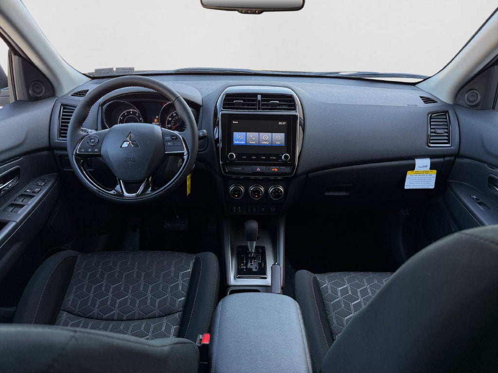 2027 Mitsubishi Outlander Sport 2.0 LE
