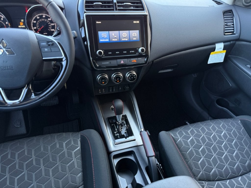 2027 Mitsubishi Outlander Sport 2.0 LE