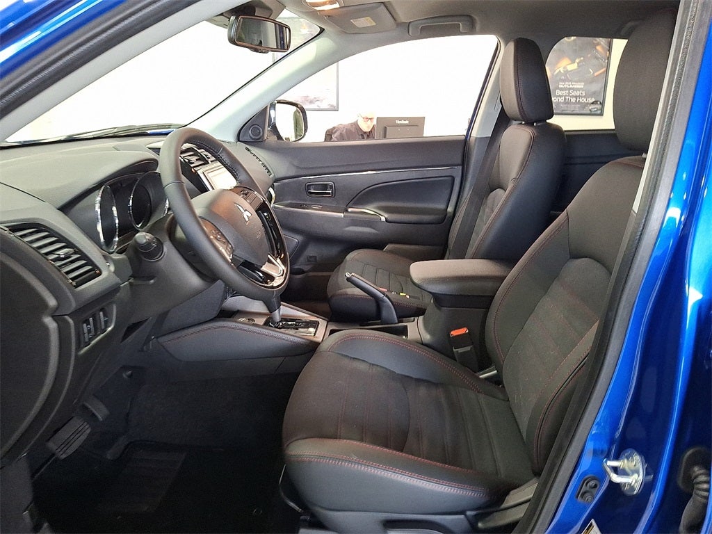 2025 Mitsubishi Outlander Sport 2.0 SE