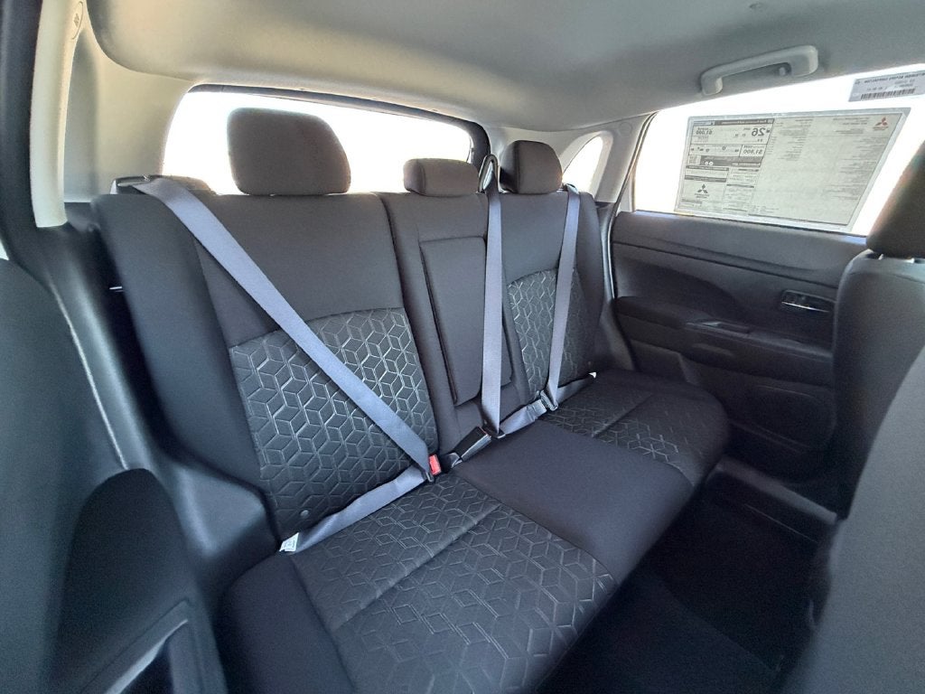 2027 Mitsubishi Outlander Sport 2.0 LE
