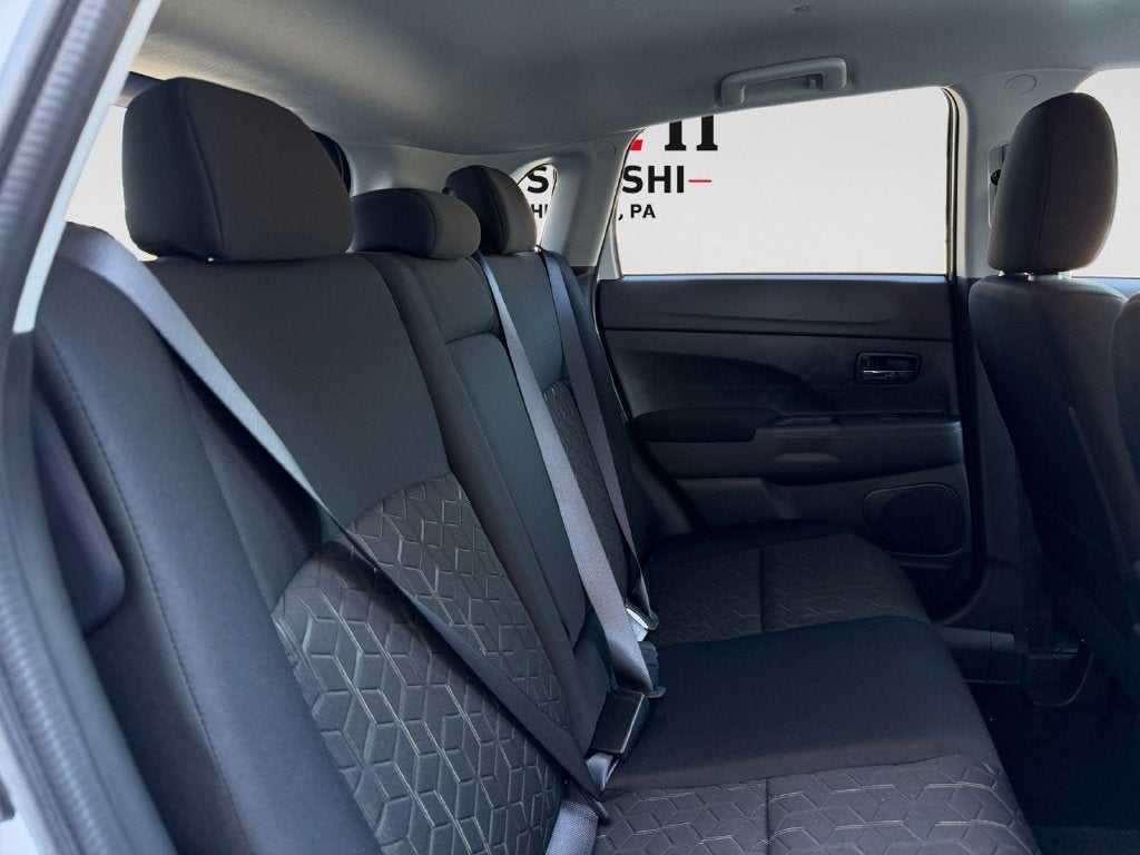 2027 Mitsubishi Outlander Sport 2.0 LE