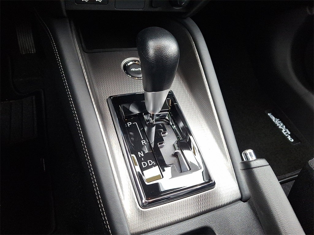 2026 Mitsubishi Outlander Sport 2.0 ES