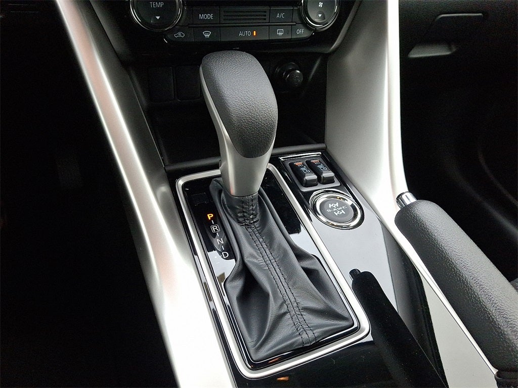 2026 Mitsubishi Eclipse Cross LE