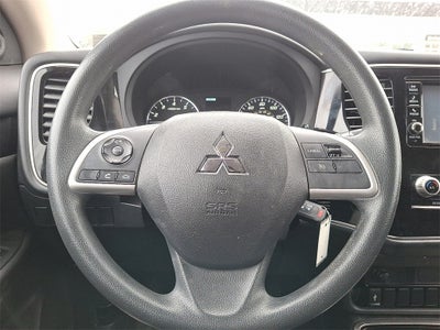 2020 Mitsubishi Outlander ES