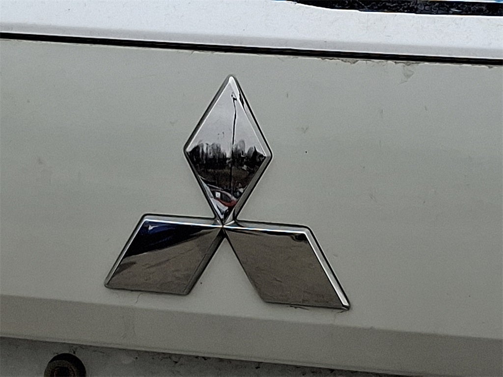 2020 Mitsubishi Outlander ES