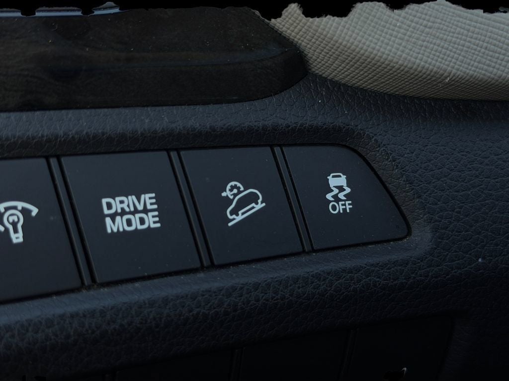2018 Mitsubishi Outlander LE