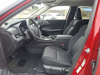 2026 Mitsubishi Outlander ES