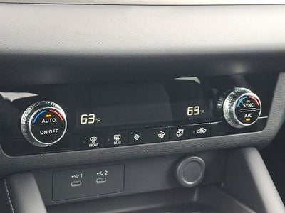 2026 Mitsubishi Outlander ES