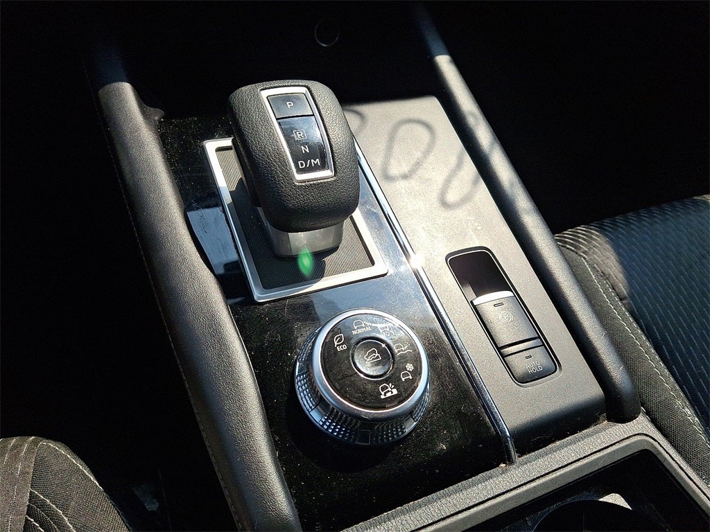 2024 Mitsubishi Outlander ES