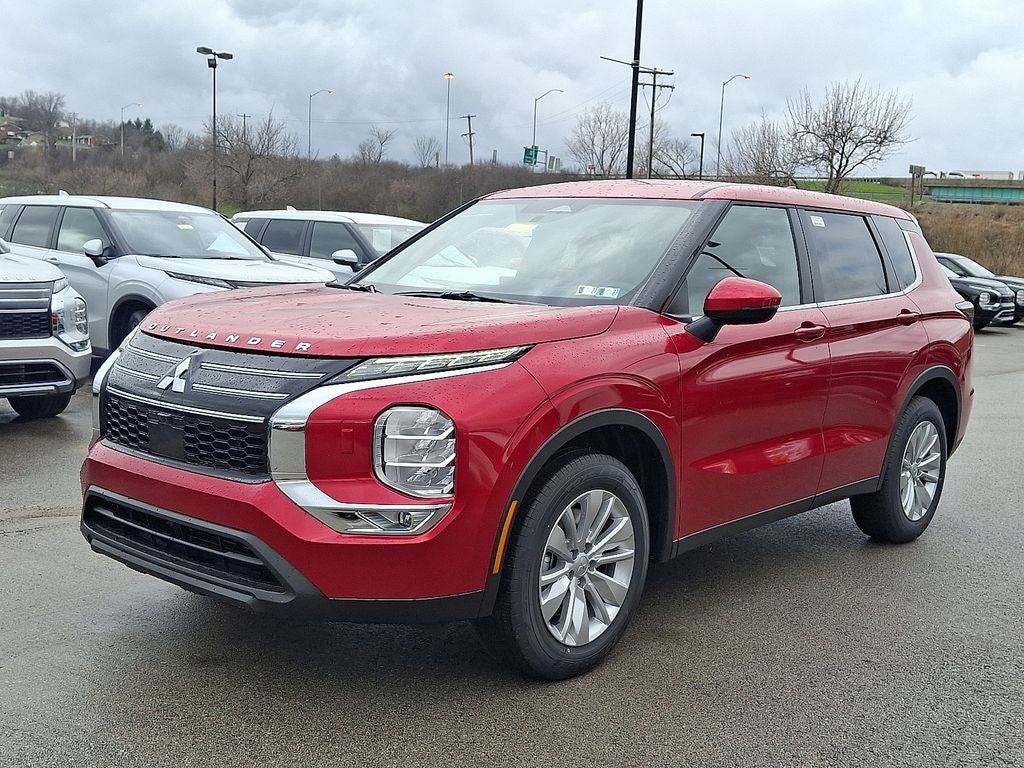 2026 Mitsubishi Outlander ES