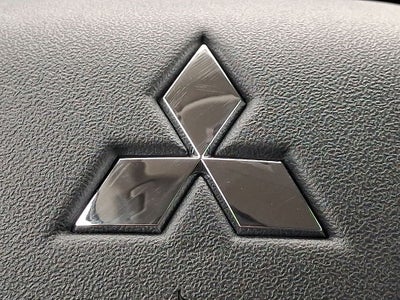 2026 Mitsubishi Outlander ES