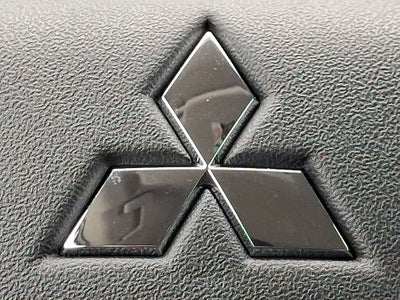 2026 Mitsubishi Outlander ES
