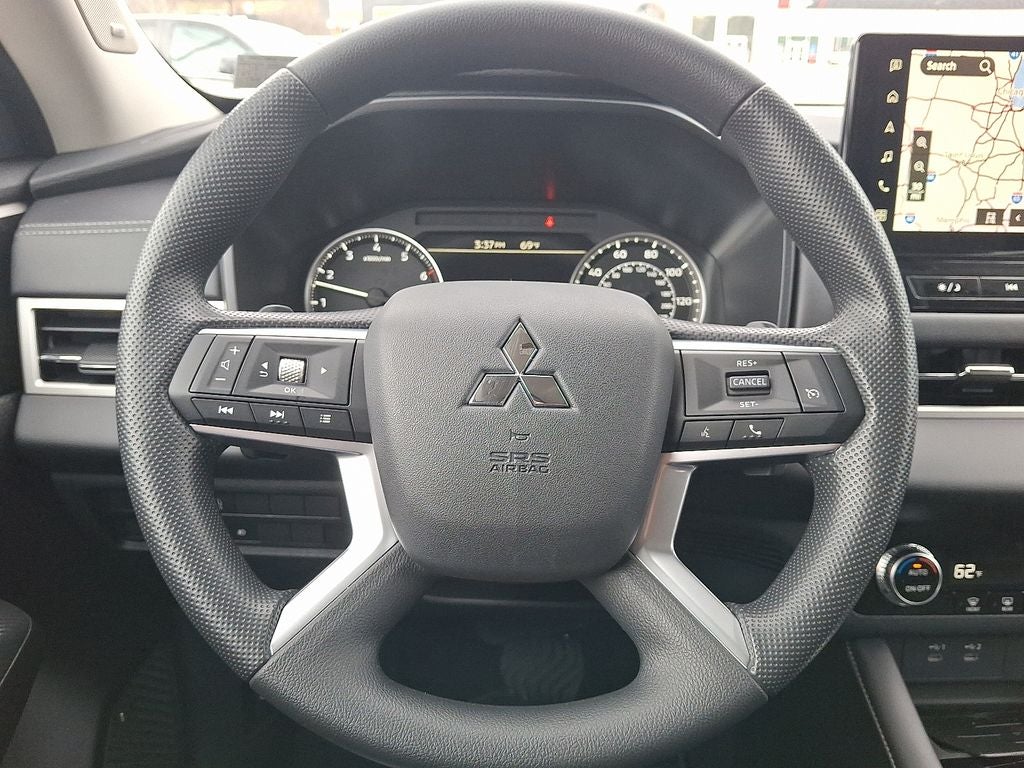 2026 Mitsubishi Outlander ES