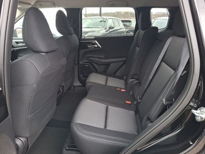 2026 Mitsubishi Outlander ES