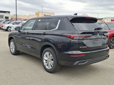 2026 Mitsubishi Outlander ES