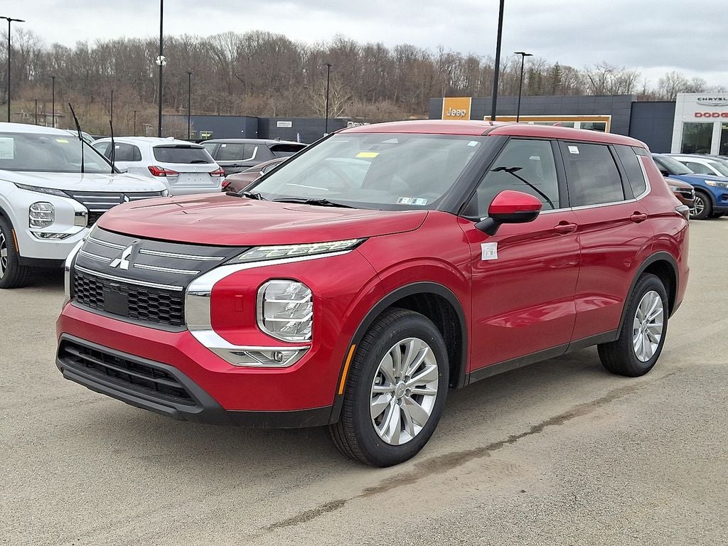 2026 Mitsubishi Outlander ES