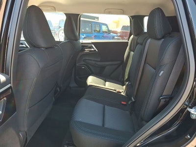 2026 Mitsubishi Outlander ES
