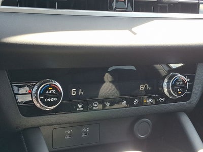 2026 Mitsubishi Outlander ES