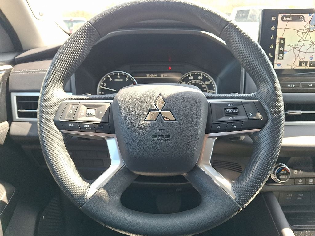 2026 Mitsubishi Outlander ES