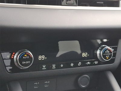 2026 Mitsubishi Outlander ES