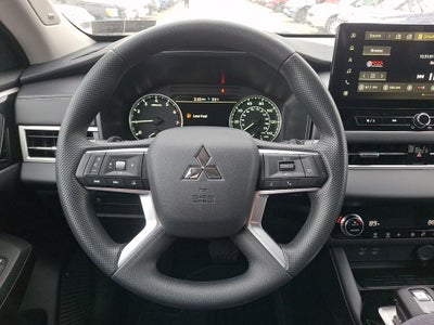 2026 Mitsubishi Outlander ES
