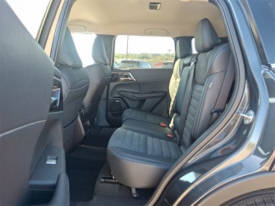 2025 Mitsubishi Outlander SE