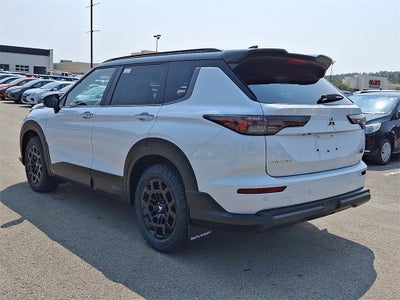 2025 Mitsubishi Outlander SE Trail Edition