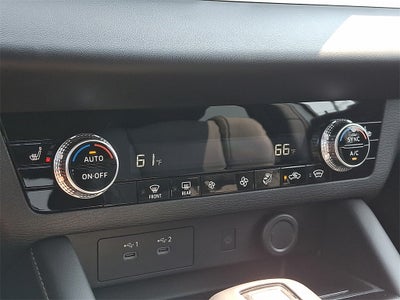 2025 Mitsubishi Outlander SE Trail Edition