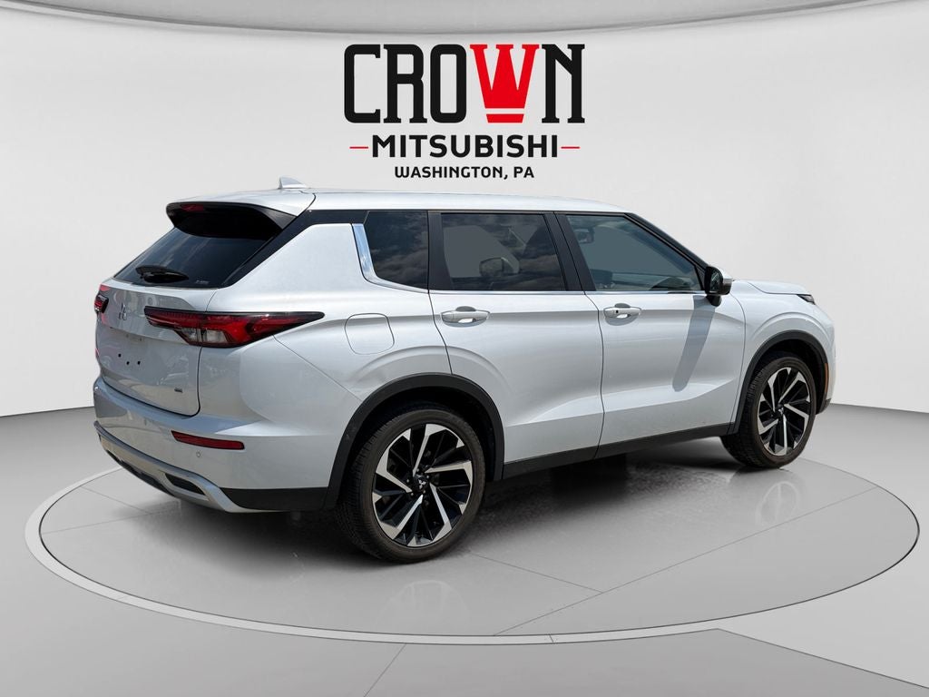 2024 Mitsubishi Outlander SE TECH