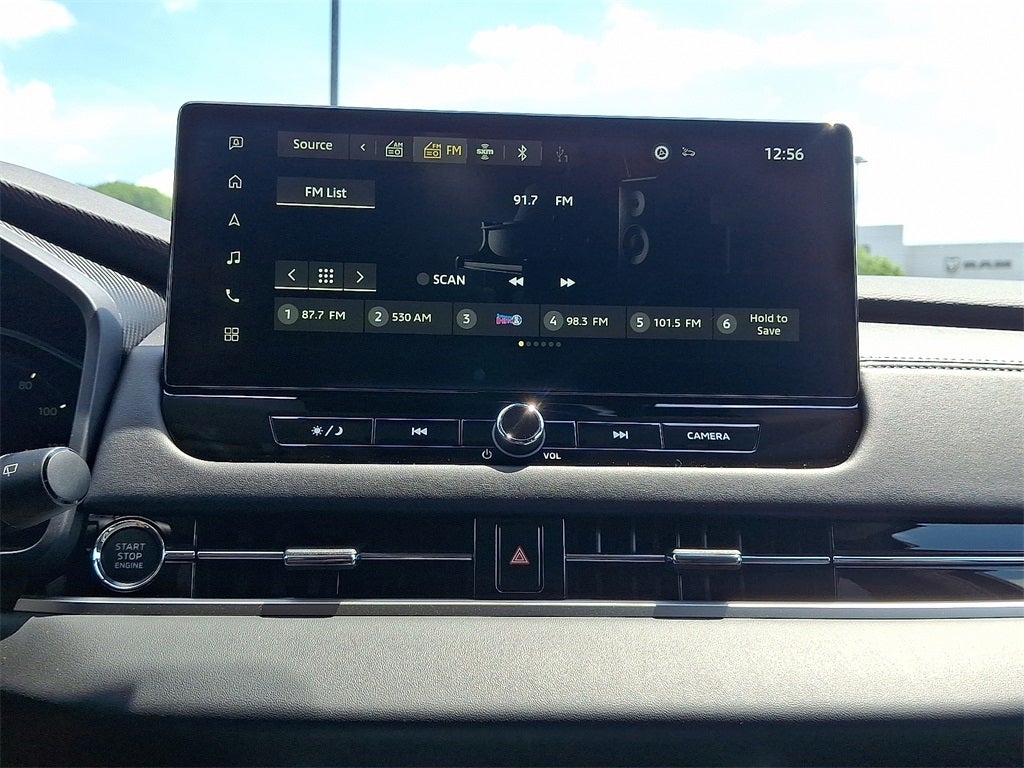 2025 Mitsubishi Outlander SE TECH