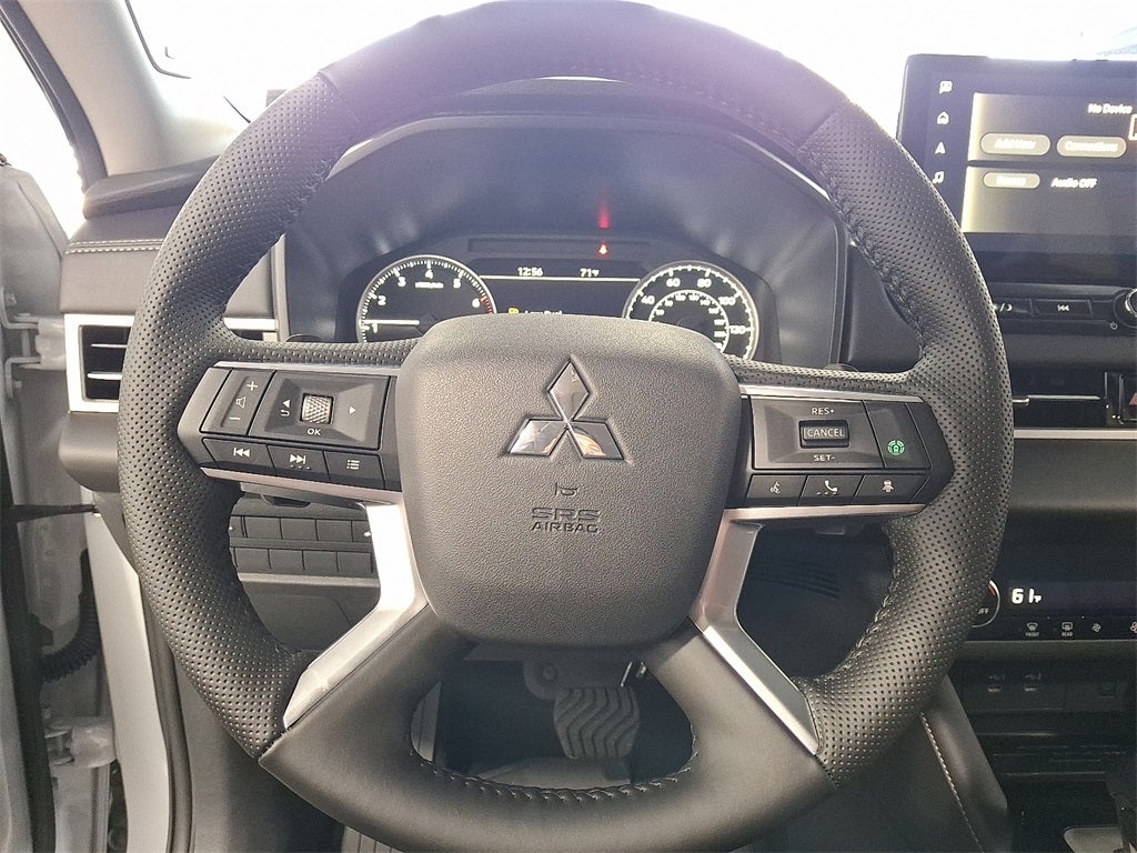 2025 Mitsubishi Outlander SE Trail Edition