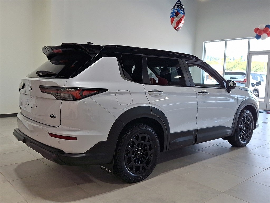 2025 Mitsubishi Outlander SE Trail Edition
