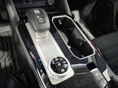 2025 Mitsubishi Outlander SE Trail Edition