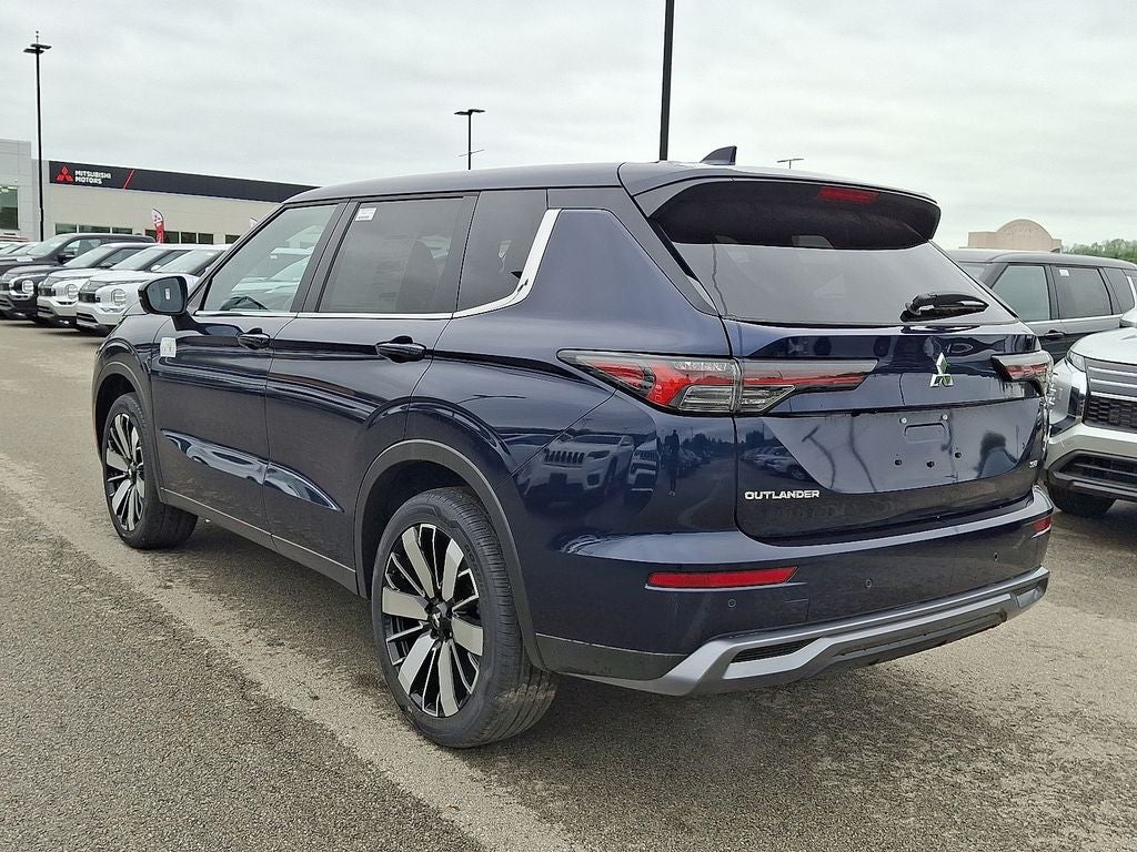 2026 Mitsubishi Outlander SE