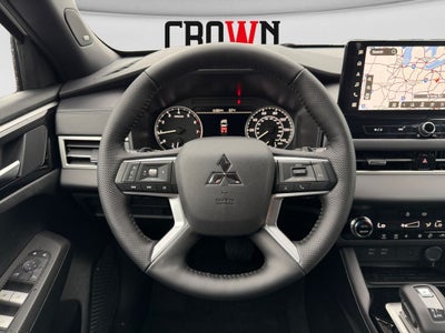 2026 Mitsubishi Outlander LE