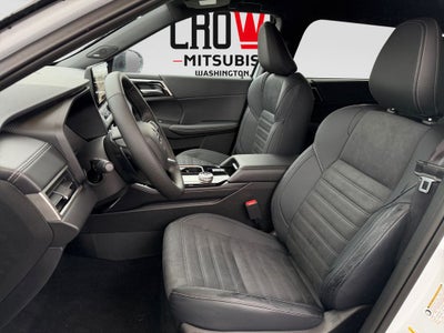 2026 Mitsubishi Outlander LE
