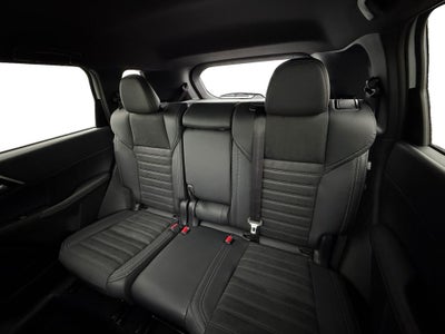 2026 Mitsubishi Outlander LE