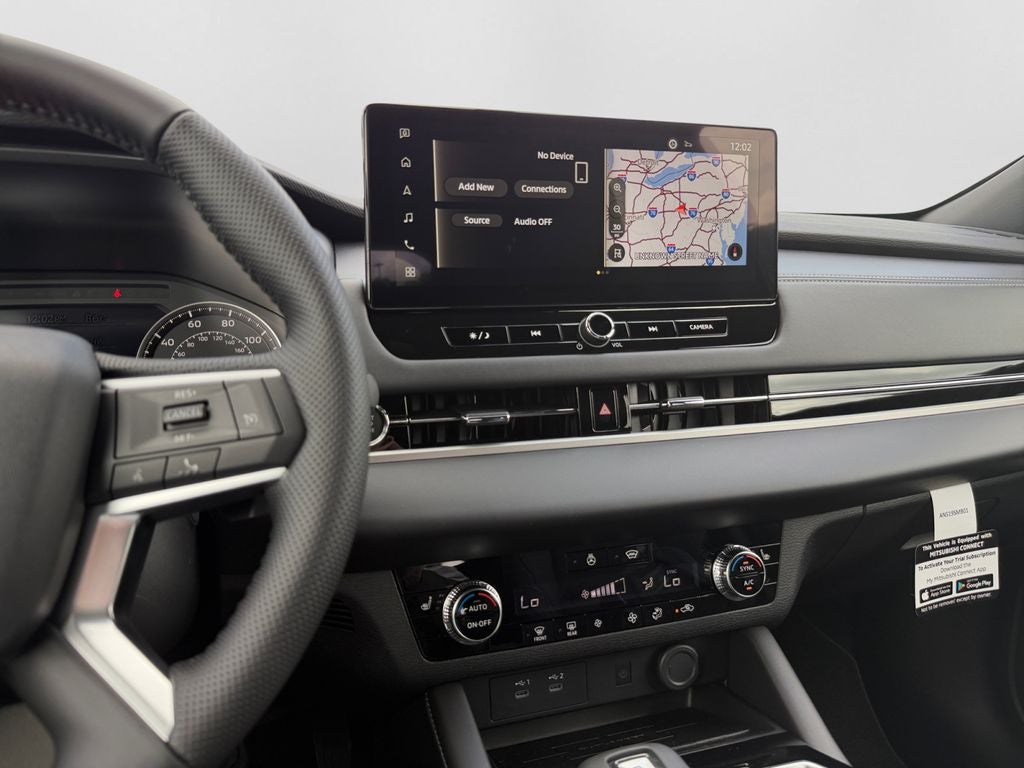 2026 Mitsubishi Outlander LE