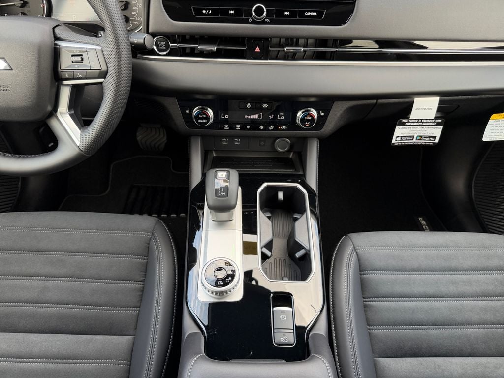 2026 Mitsubishi Outlander LE