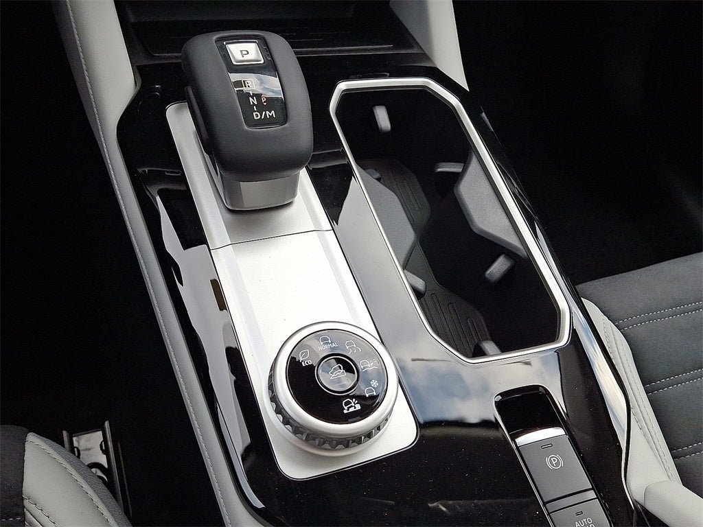 2026 Mitsubishi Outlander SE Tech