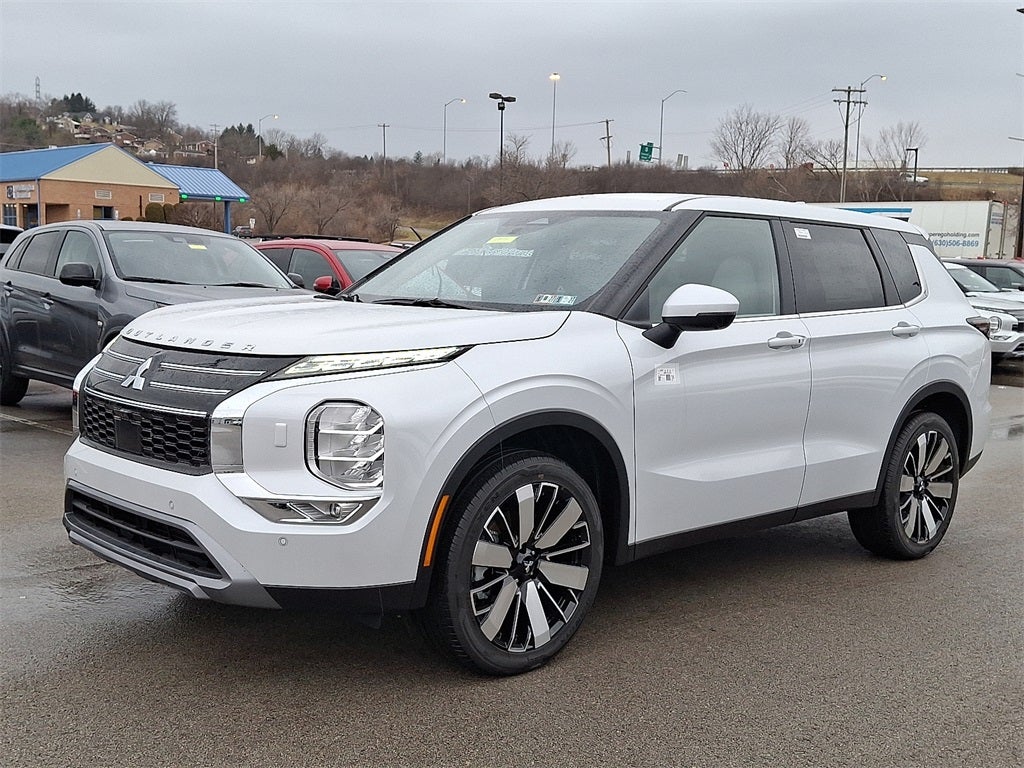 2026 Mitsubishi Outlander SE