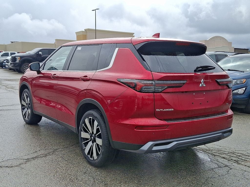 2026 Mitsubishi Outlander SE