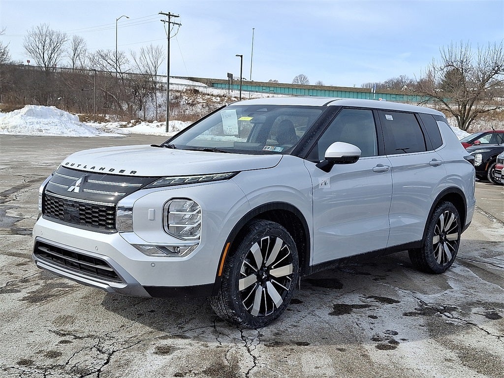 2026 Mitsubishi Outlander SE TECH