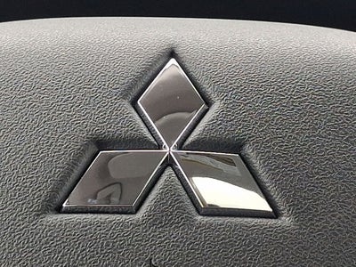 2026 Mitsubishi Outlander SE Tech
