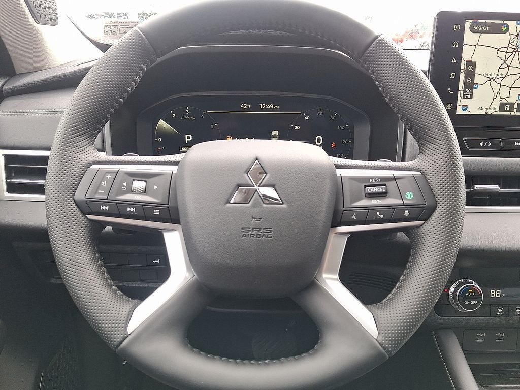 2026 Mitsubishi Outlander SE Tech