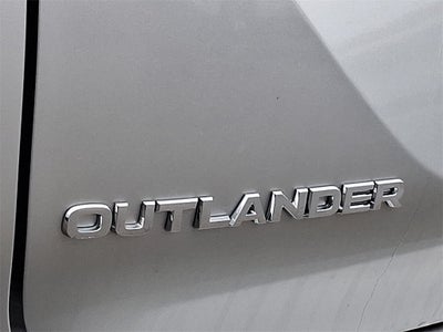 2026 Mitsubishi Outlander SE